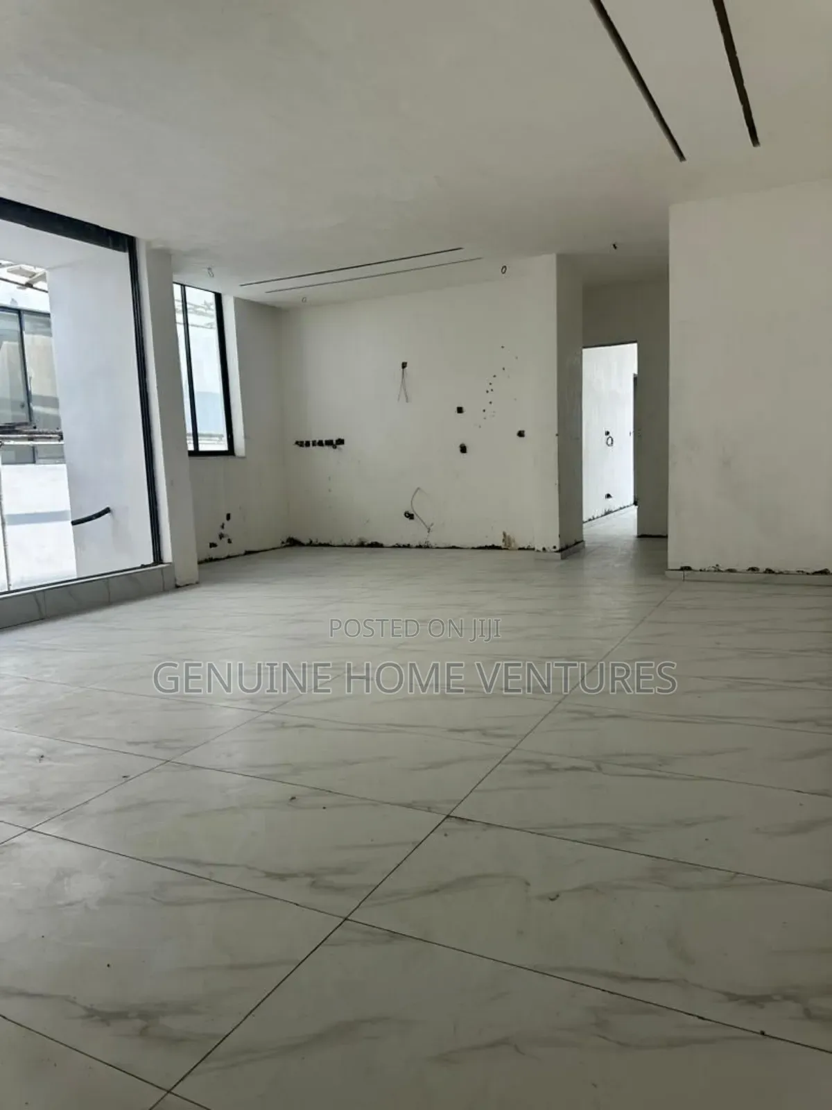 2bdrm Apartment in Lekki Phase 1 for sale
