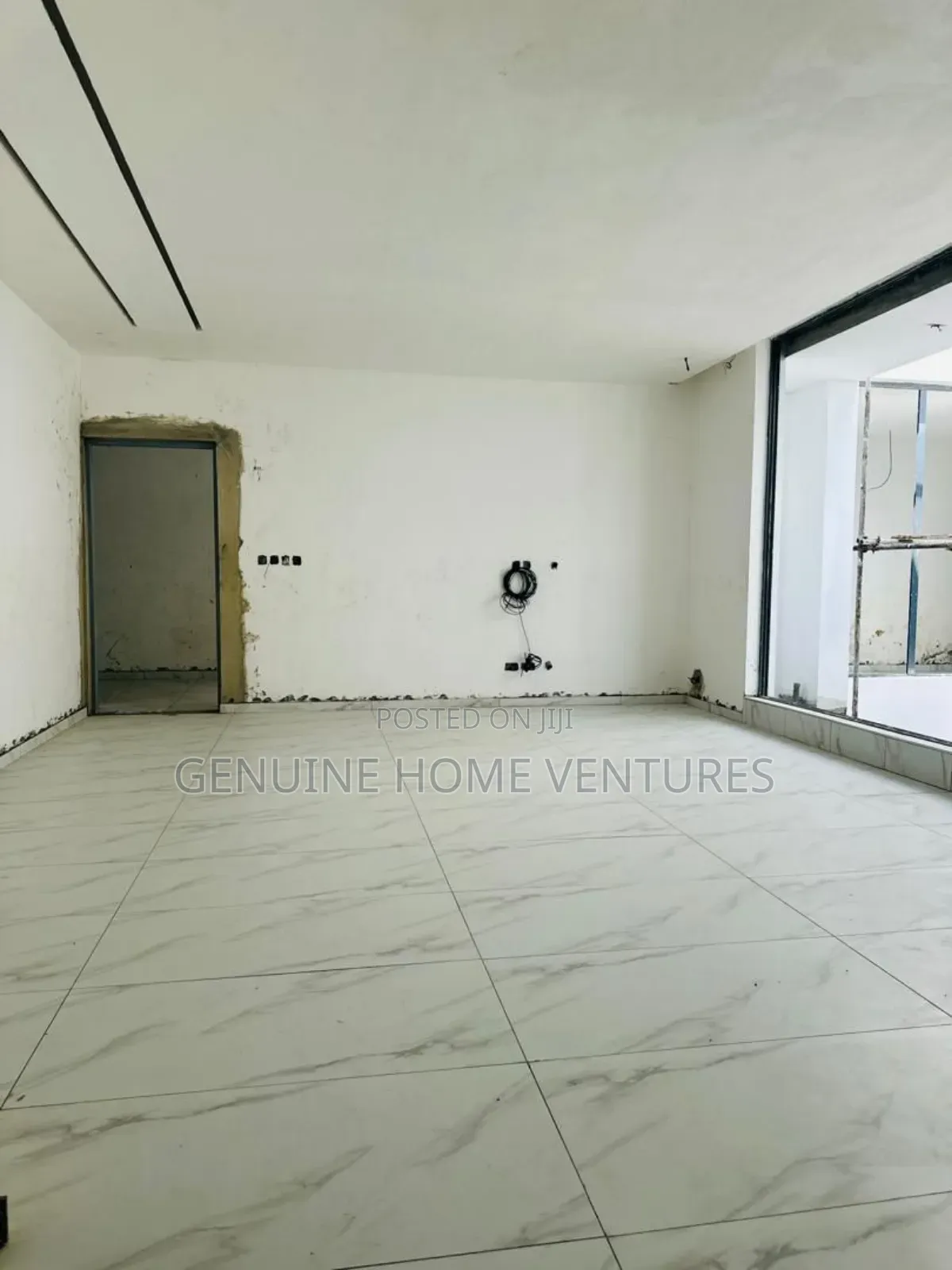 2bdrm Apartment in Lekki Phase 1 for sale