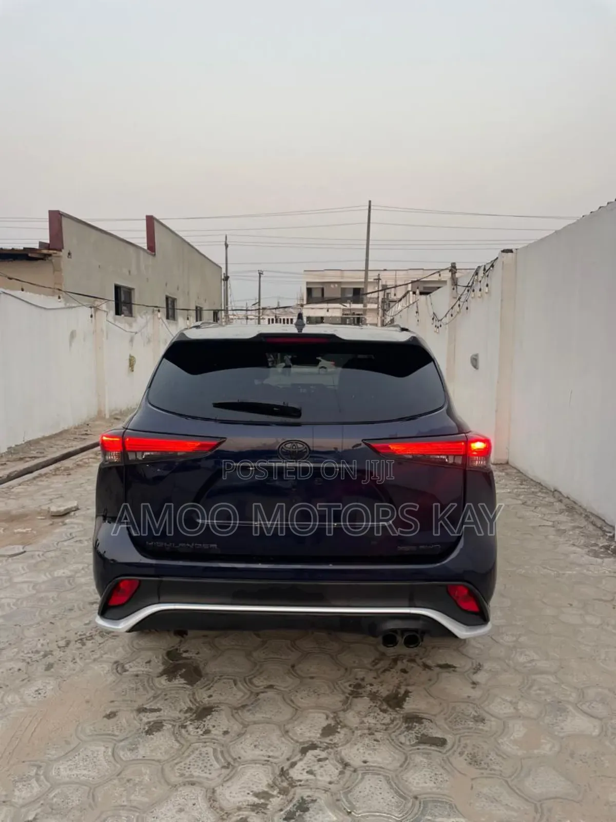 Toyota Highlander XSE 2021 Blue