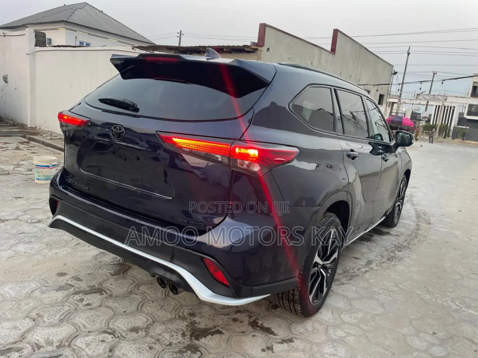Toyota Highlander XSE 2021 Blue