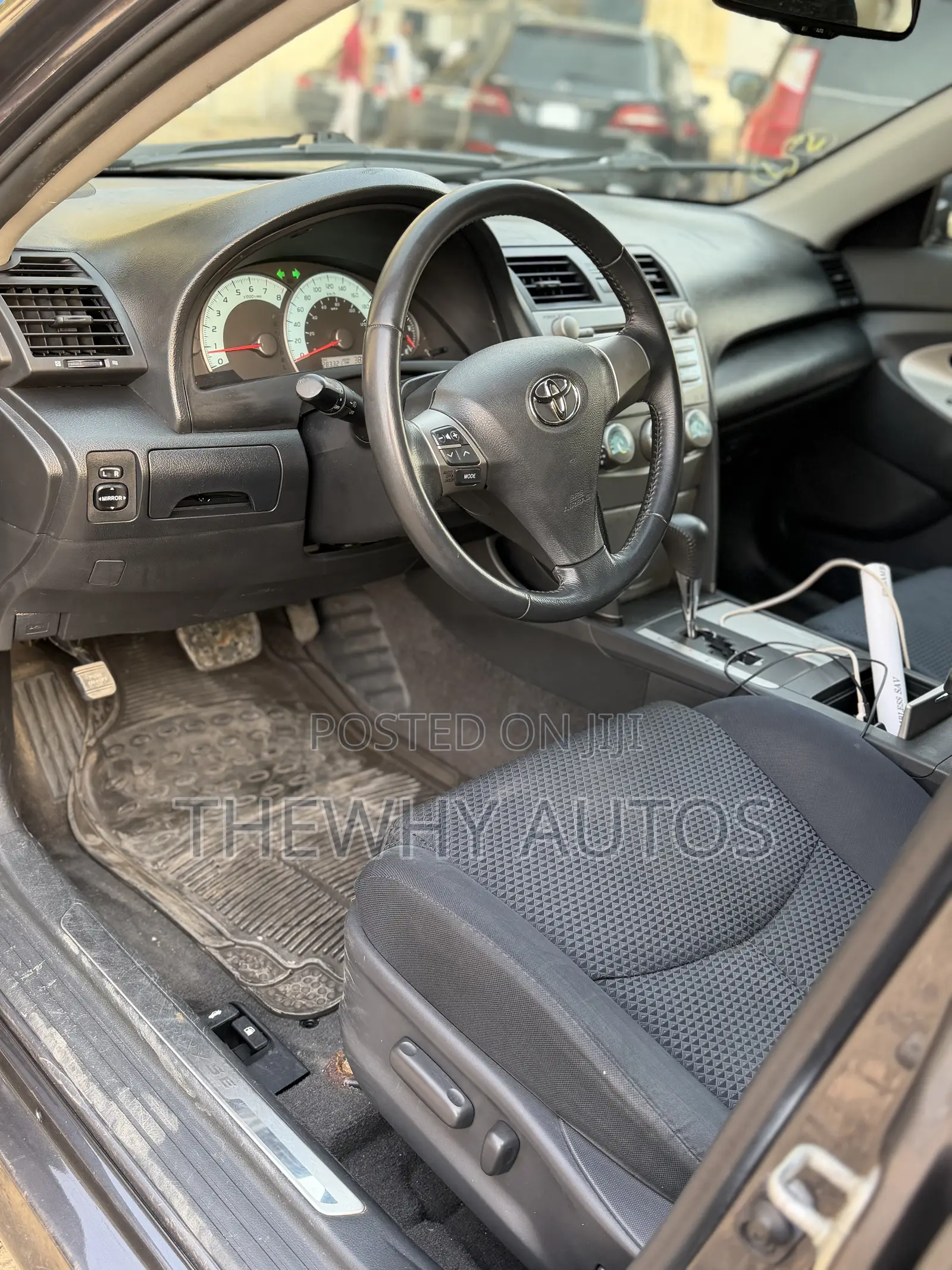 Toyota Camry SE 4dr Sedan (2.4L 4cyl 5A) 2009 Gray