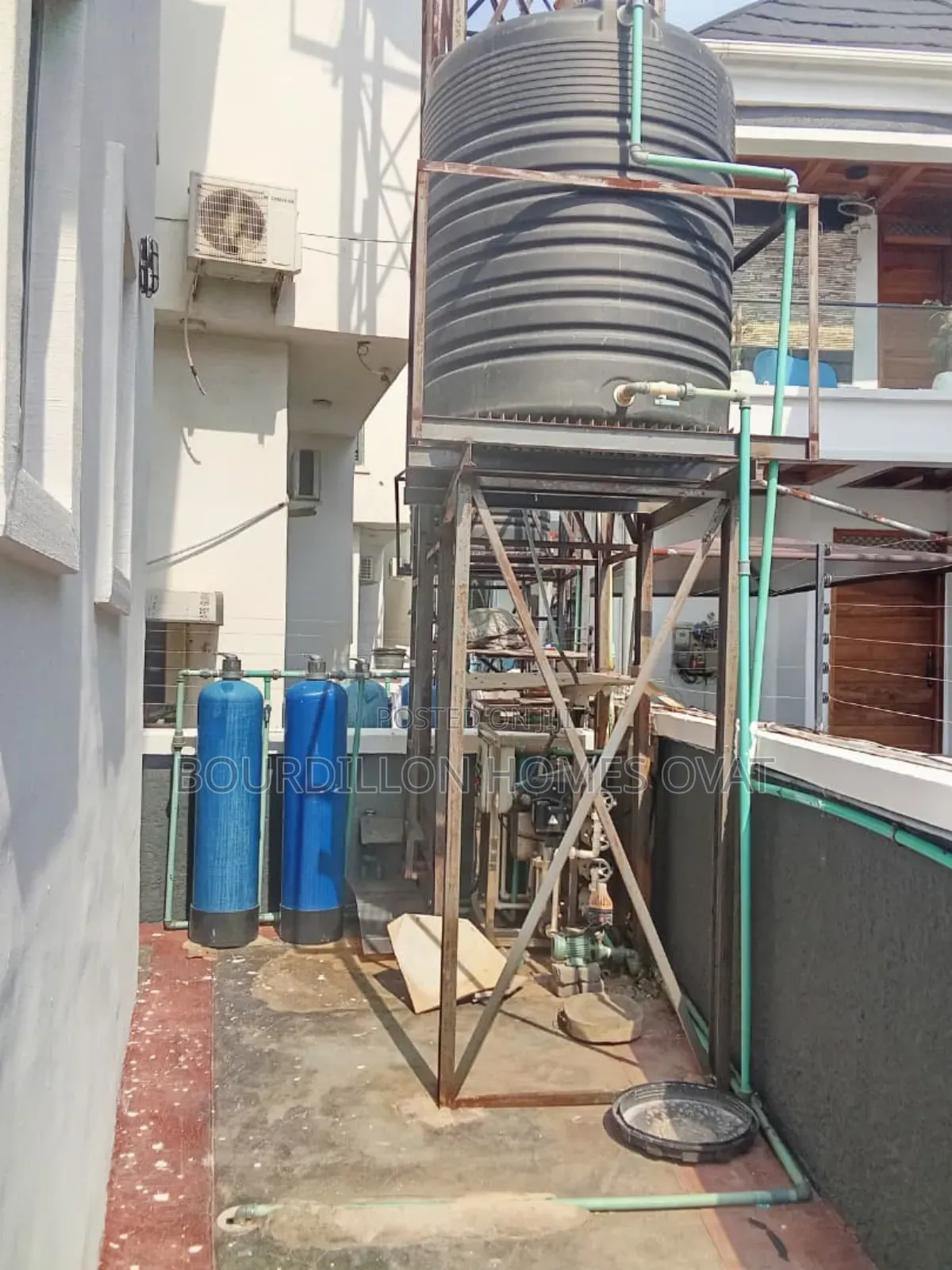4bdrm Duplex in Ikota Villa Estate for rent