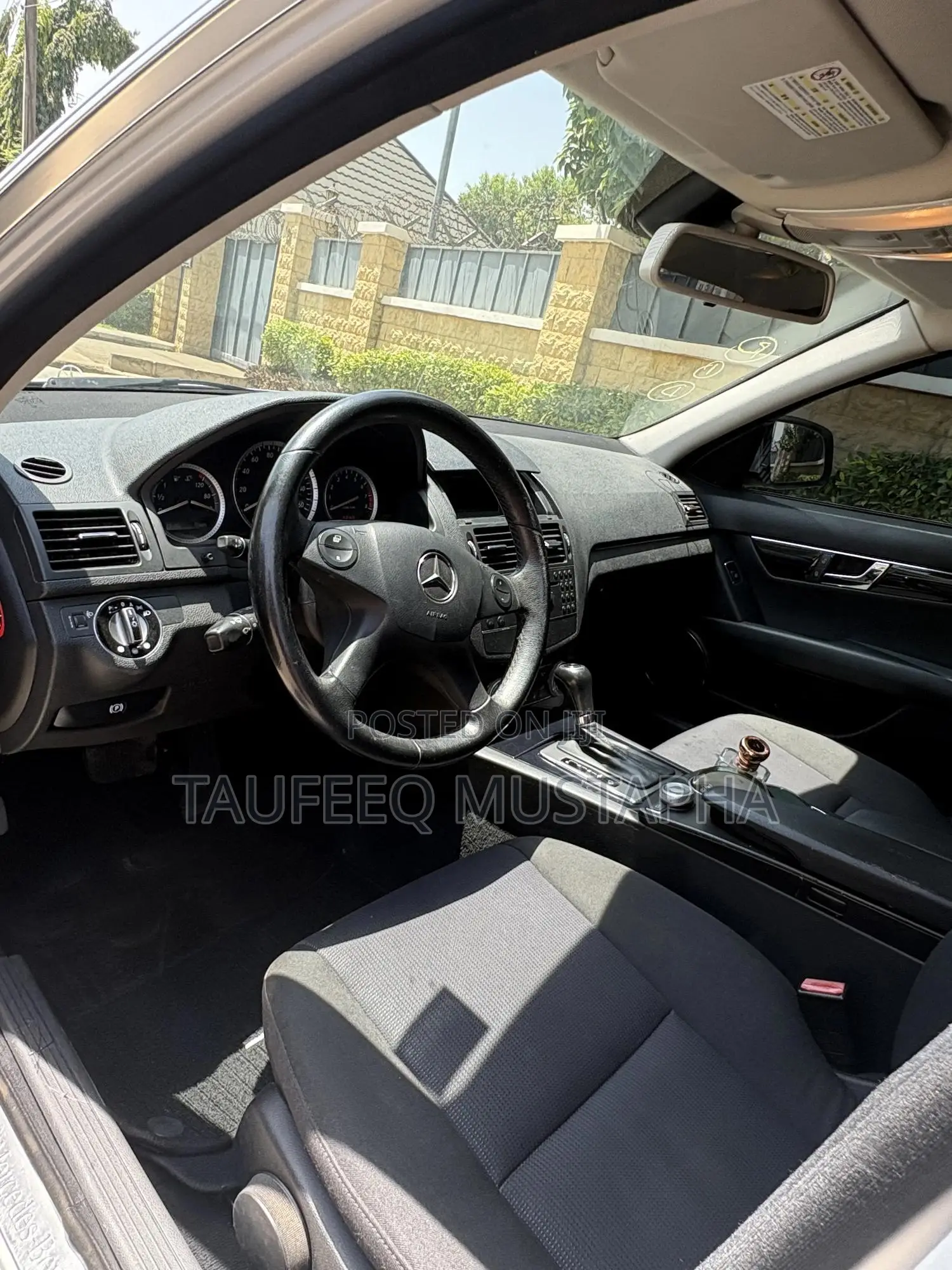 Mercedes-Benz C300 2009 Gray