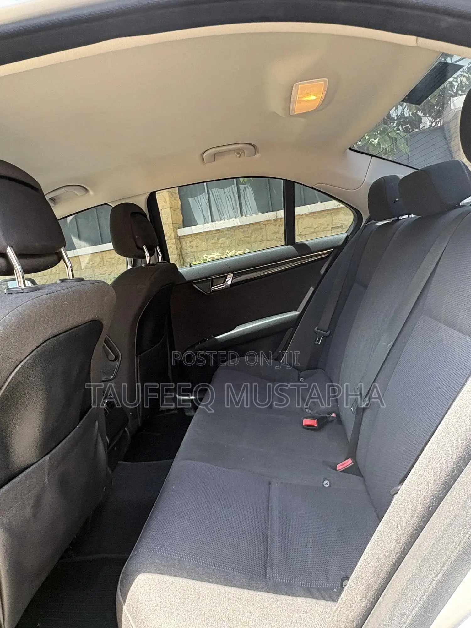 Mercedes-Benz C300 2009 Gray
