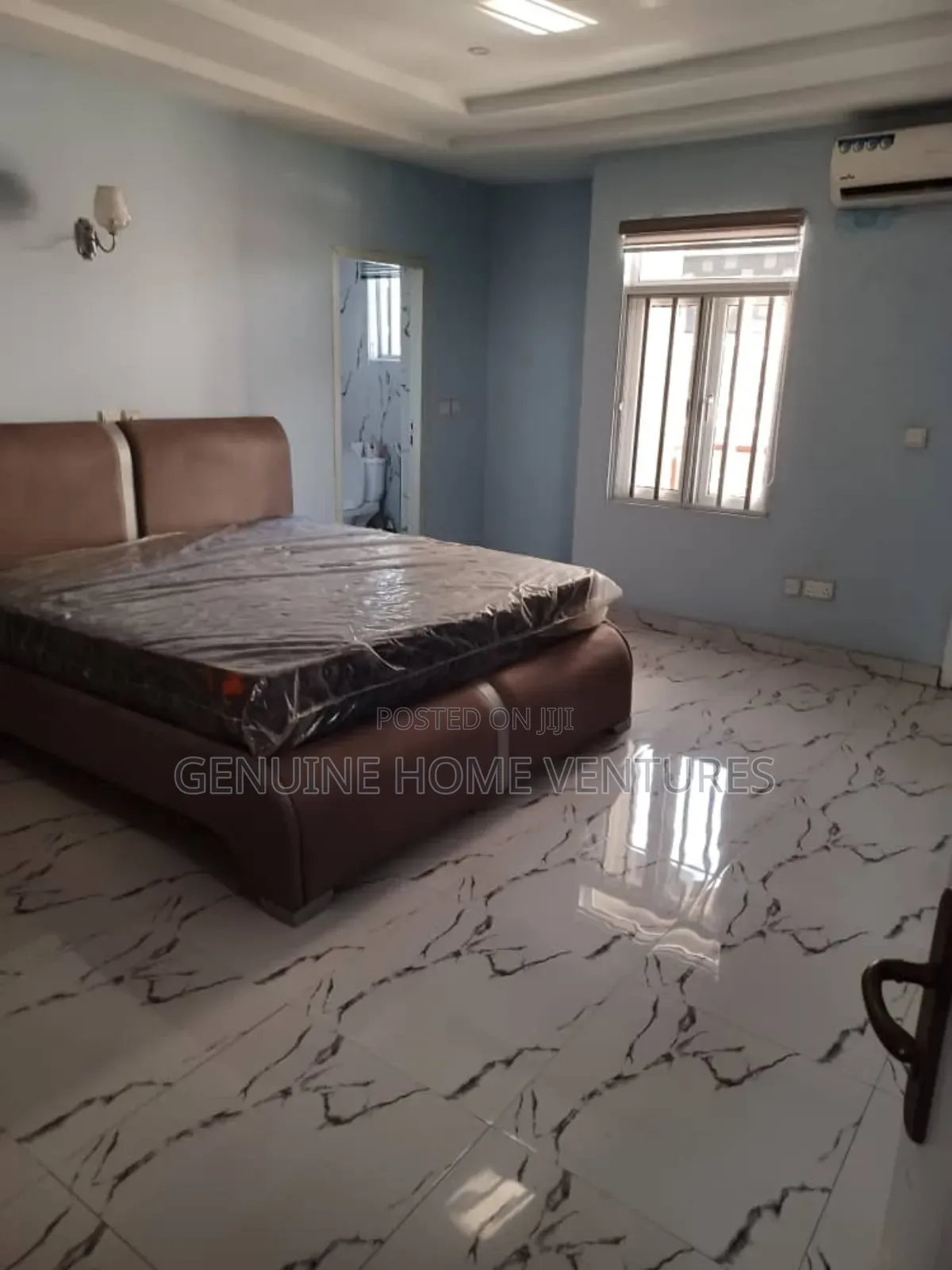 5bdrm Duplex in Brownstone Estate for sale