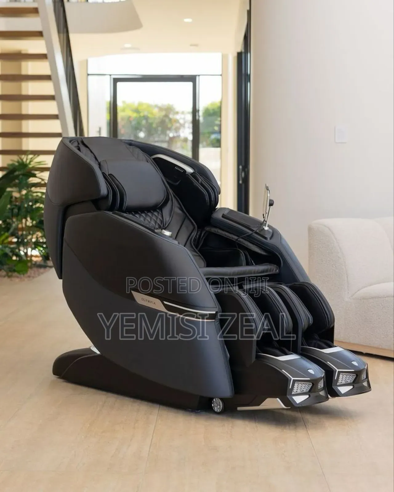 4d Luxury Massager Chair With Bluetooth Speaker