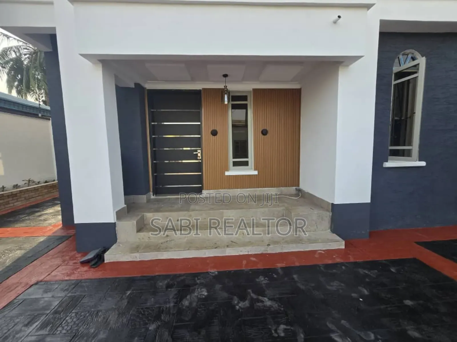 Furnished 8bdrm Maisonette in Gowon Estate, Egbeda for sale
