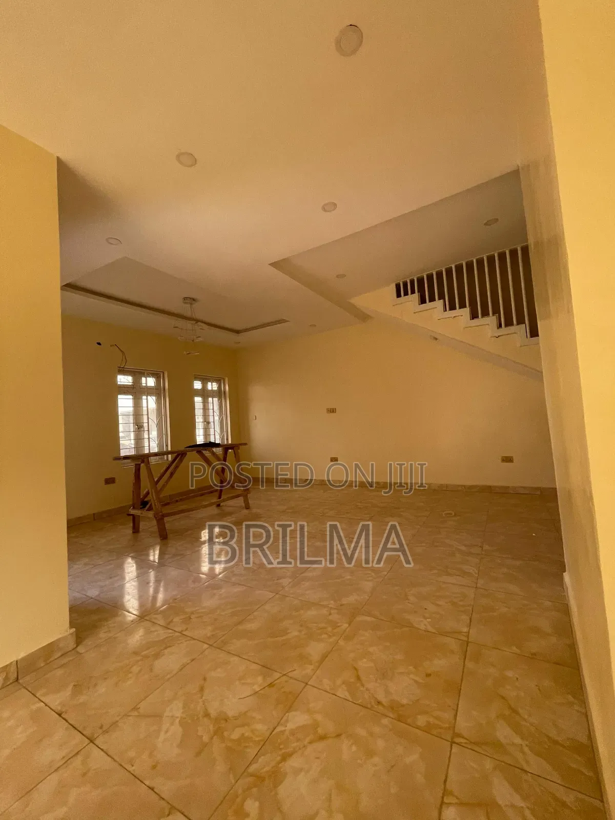 4bdrm Duplex in Life Camp for rent