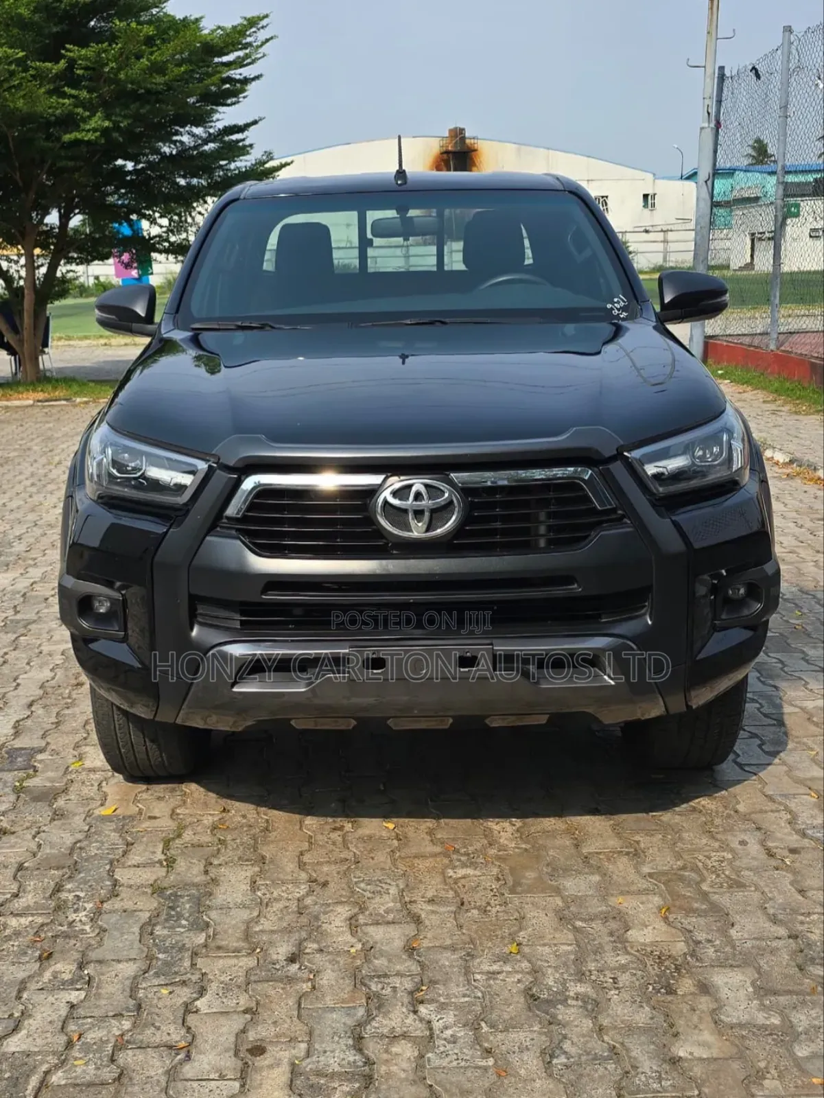 Toyota Hilux Revo Double Cab Petrol 2.7 AWD 2021 Black