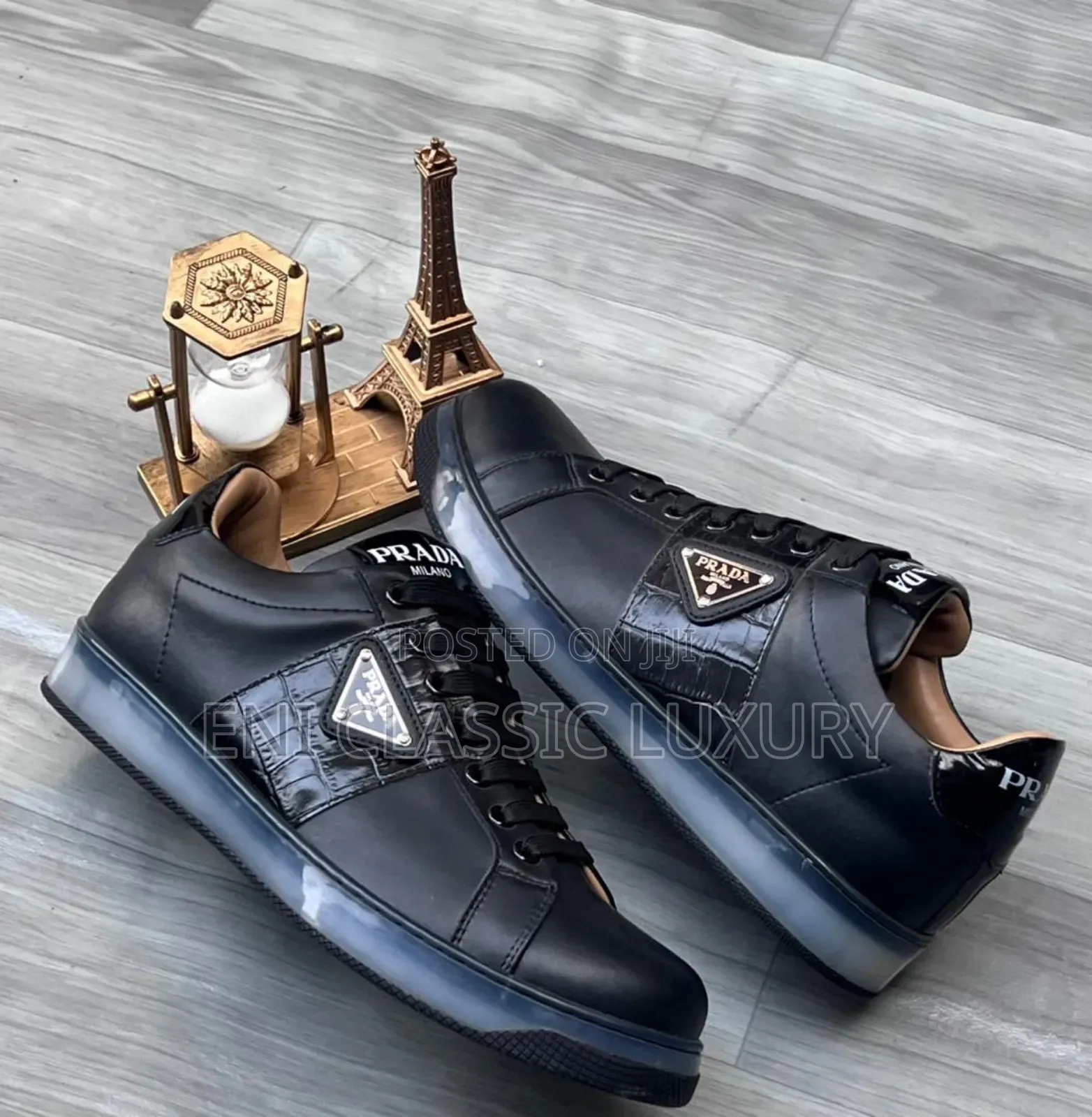Dior Luxury Men's Sneakers Best Quality Well Banded Package