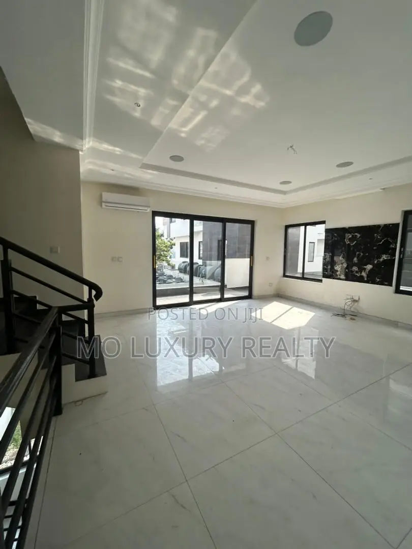 5bdrm Duplex in Banana Island Estate for rent