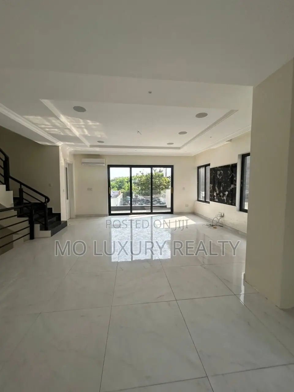5bdrm Duplex in Banana Island Estate for rent