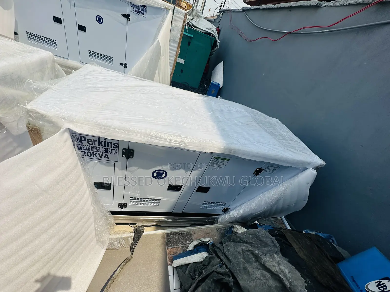 ~Sp20kva Perkins Soundproof Generator Very Low Noiseless Generator