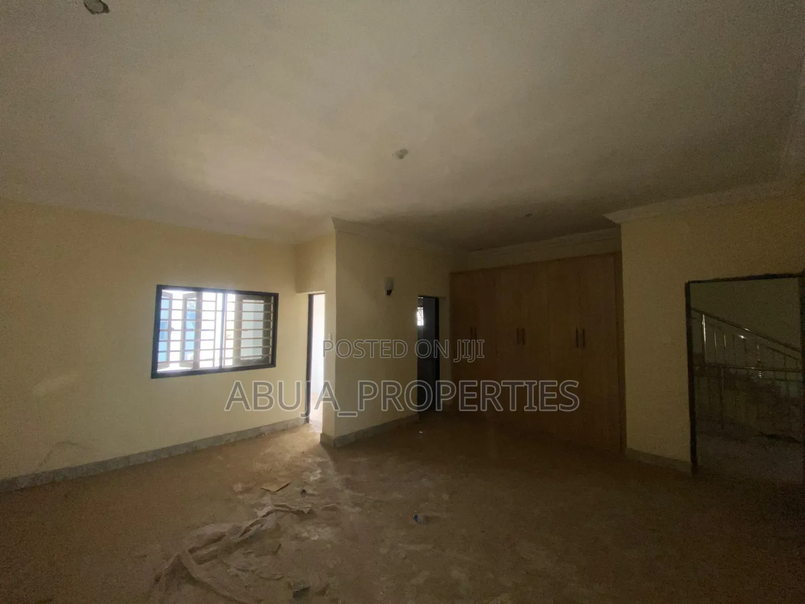 4bdrm Duplex in In A Secured Estate, Idu for sale