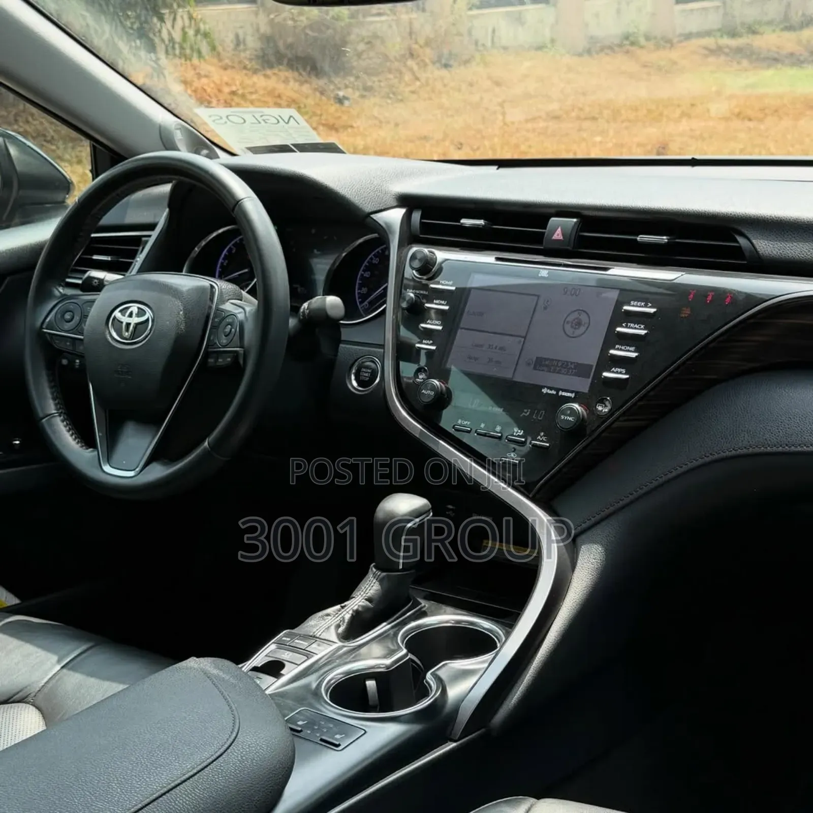 Toyota Camry XLE (2.5L 4cyl 8A) 2019 Black