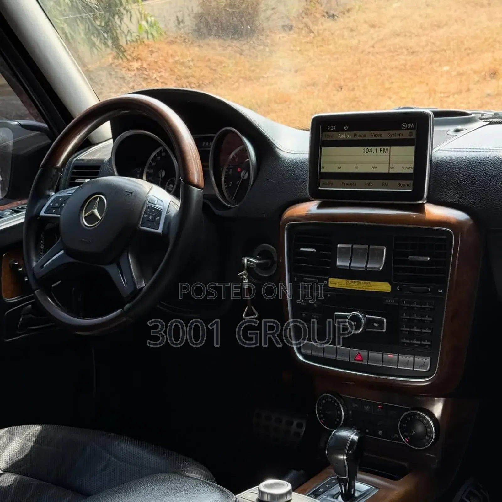 Mercedes-Benz G-Class G63 AMG 4dr SUV 4WD (5.5L 8cyl Turbo 7A) 2015