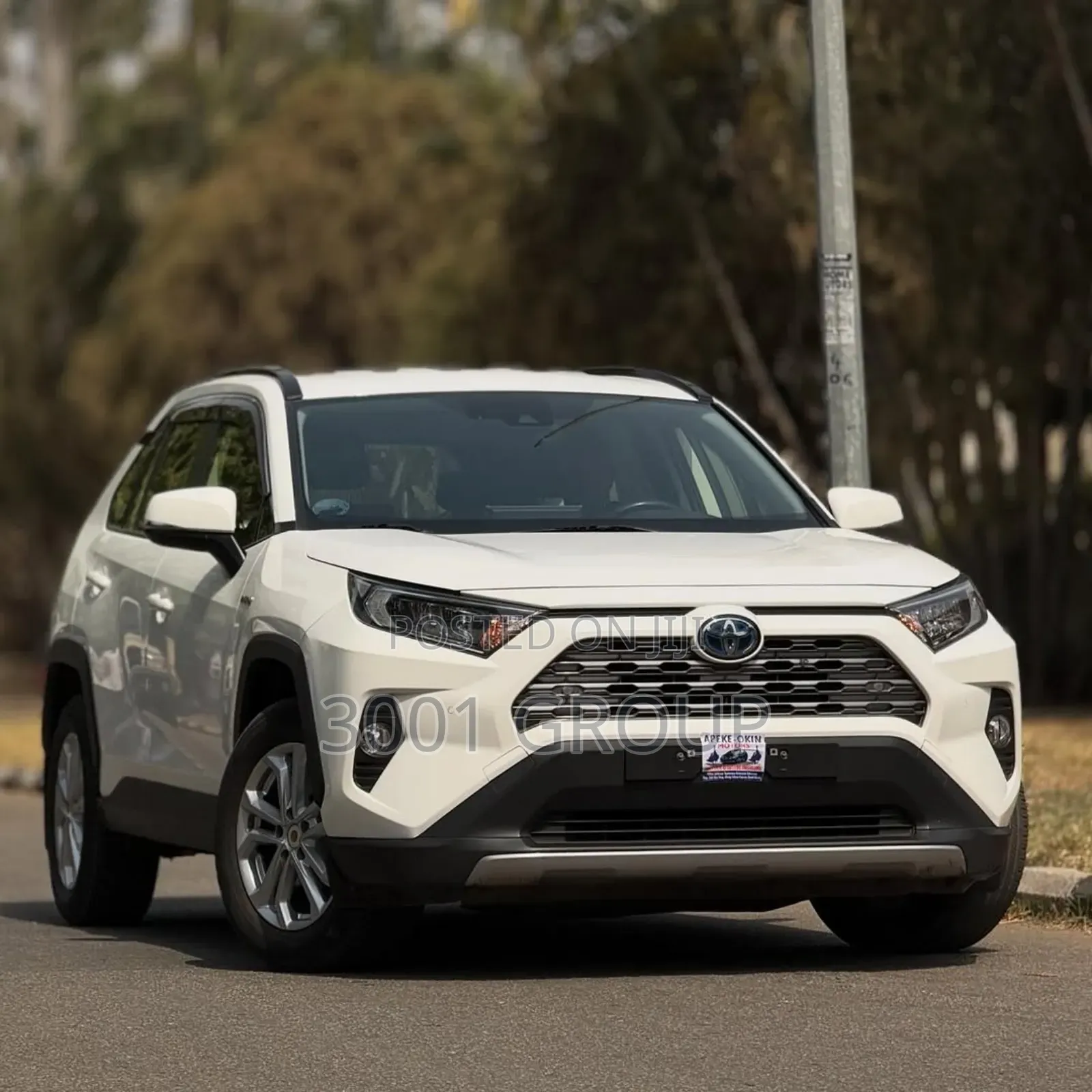 Toyota RAV4 2022 White