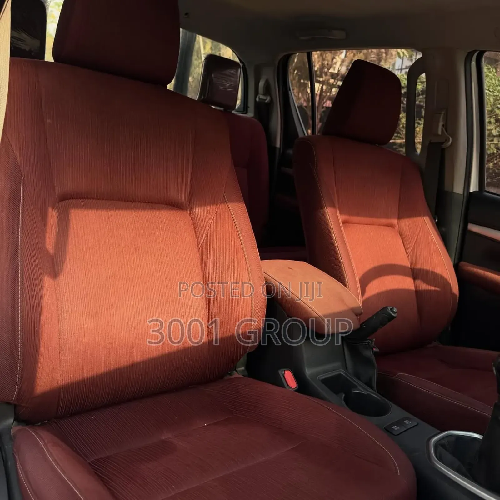 Toyota Hilux 2023 White