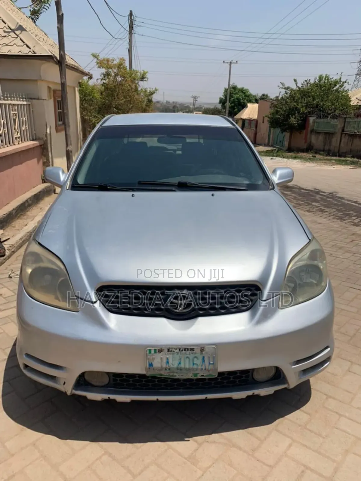 Toyota Matrix Standard FWD (1.8L 4cyl 5M) 2003 Silver