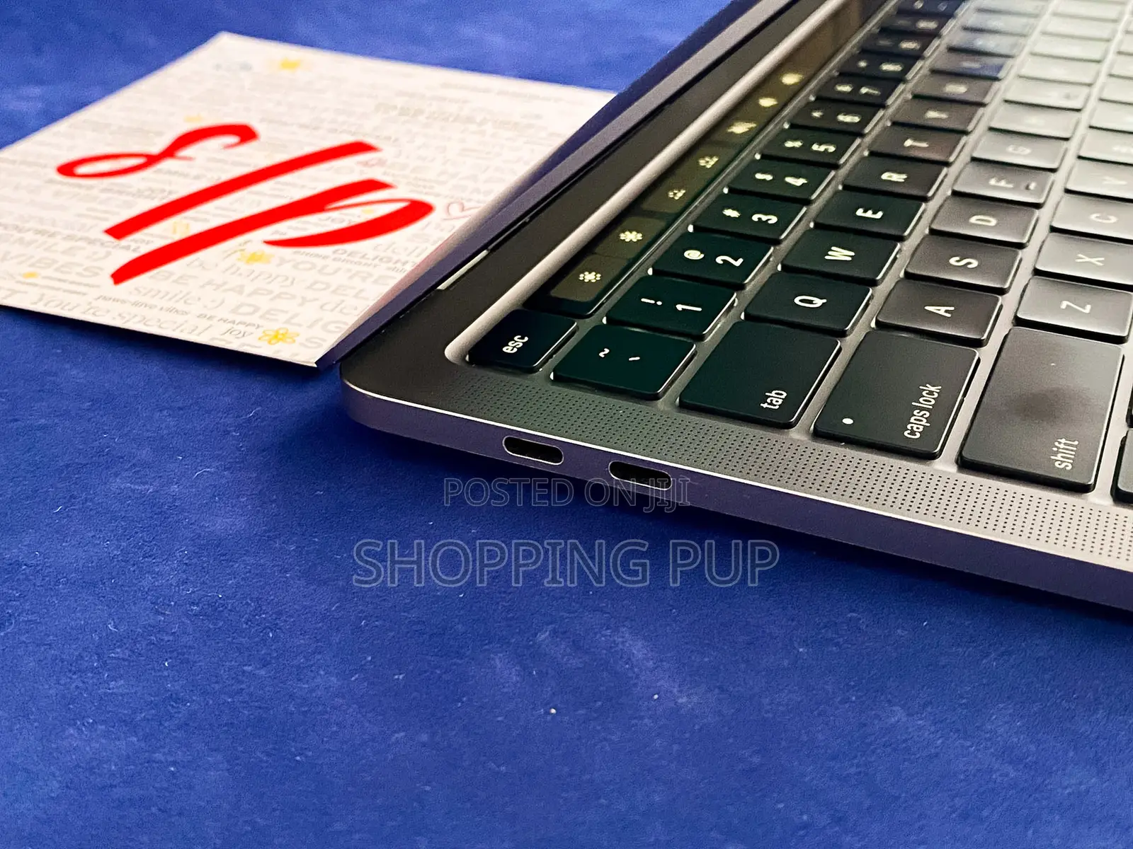 Laptop Apple MacBook Pro 2022 M2 16GB Apple M2 SSD 256GB