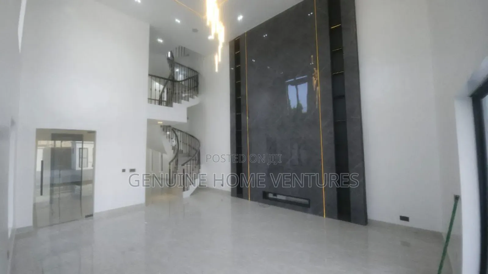 5bdrm Duplex in Atlantic View Estate for sale