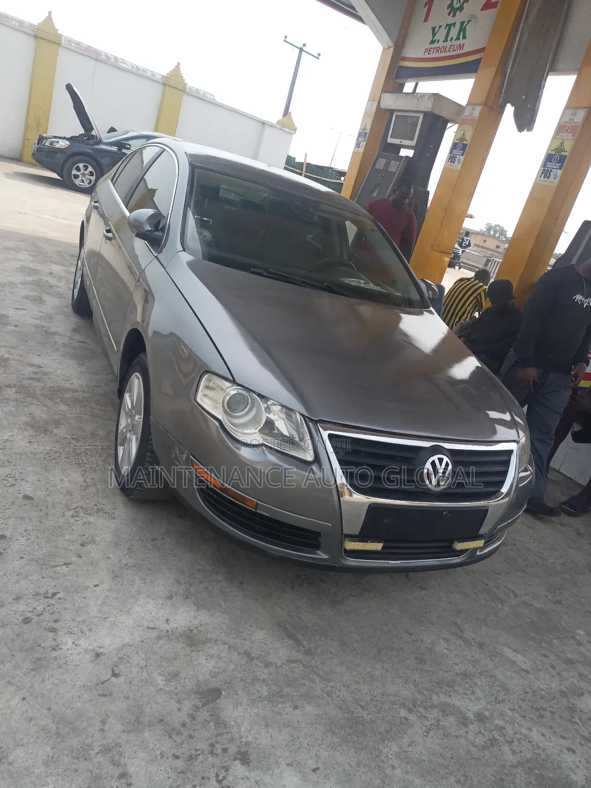 Volkswagen Passat 2.0 2008 Gray