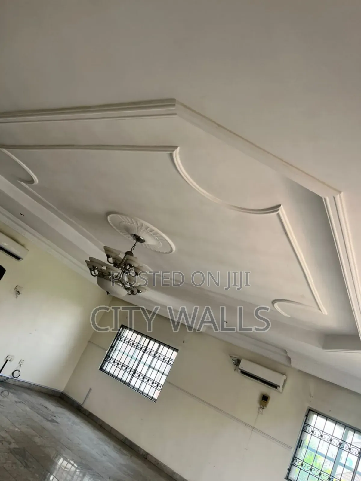 3bdrm Block of Flats in Park View Estate for rent