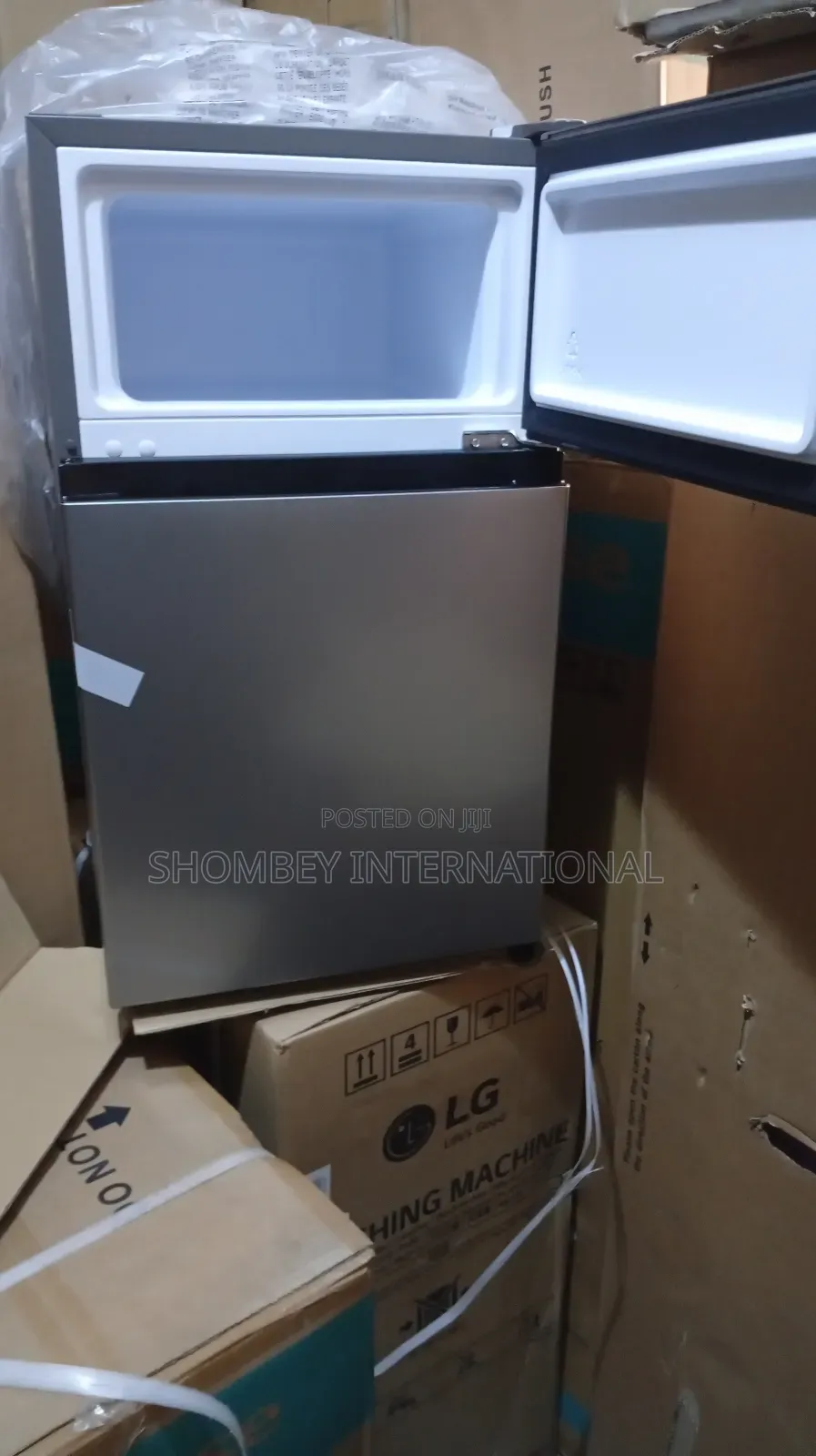 Hisense 120dr 87l Double Door Top Freezer Refrigerator
