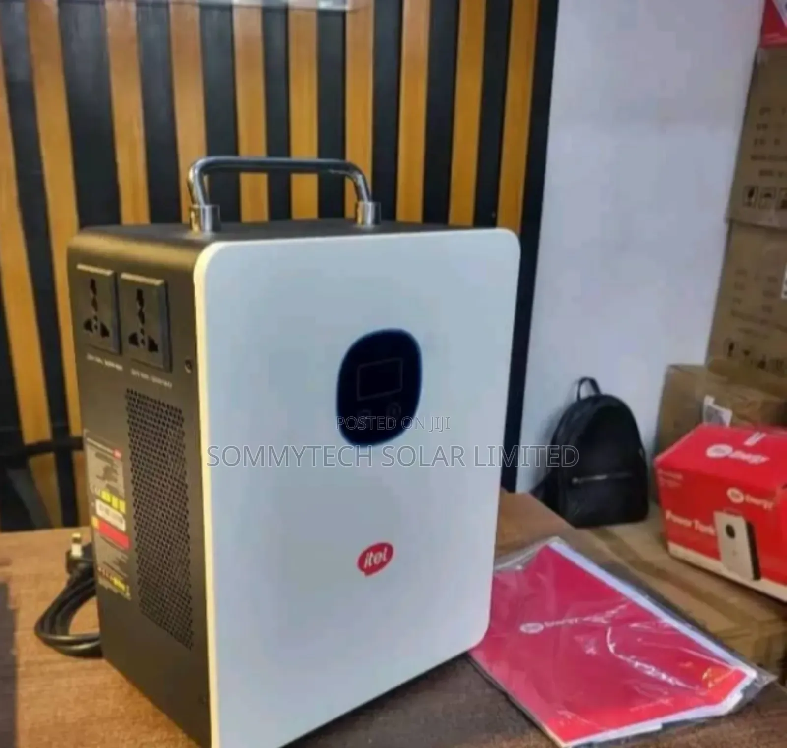 1kwh Itel Solar Generator Power Tank