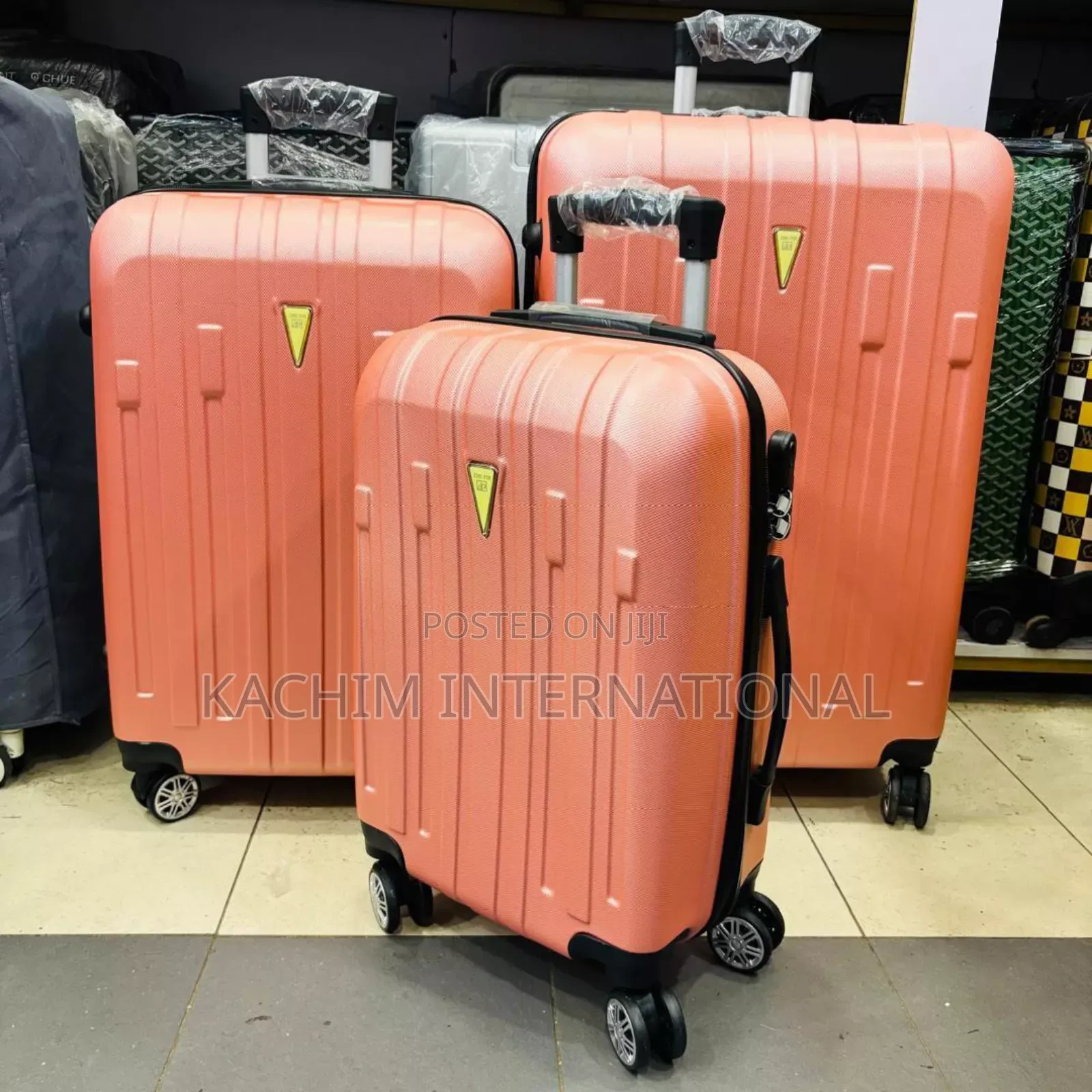 Best Quality Luggage Box. By Set of 3