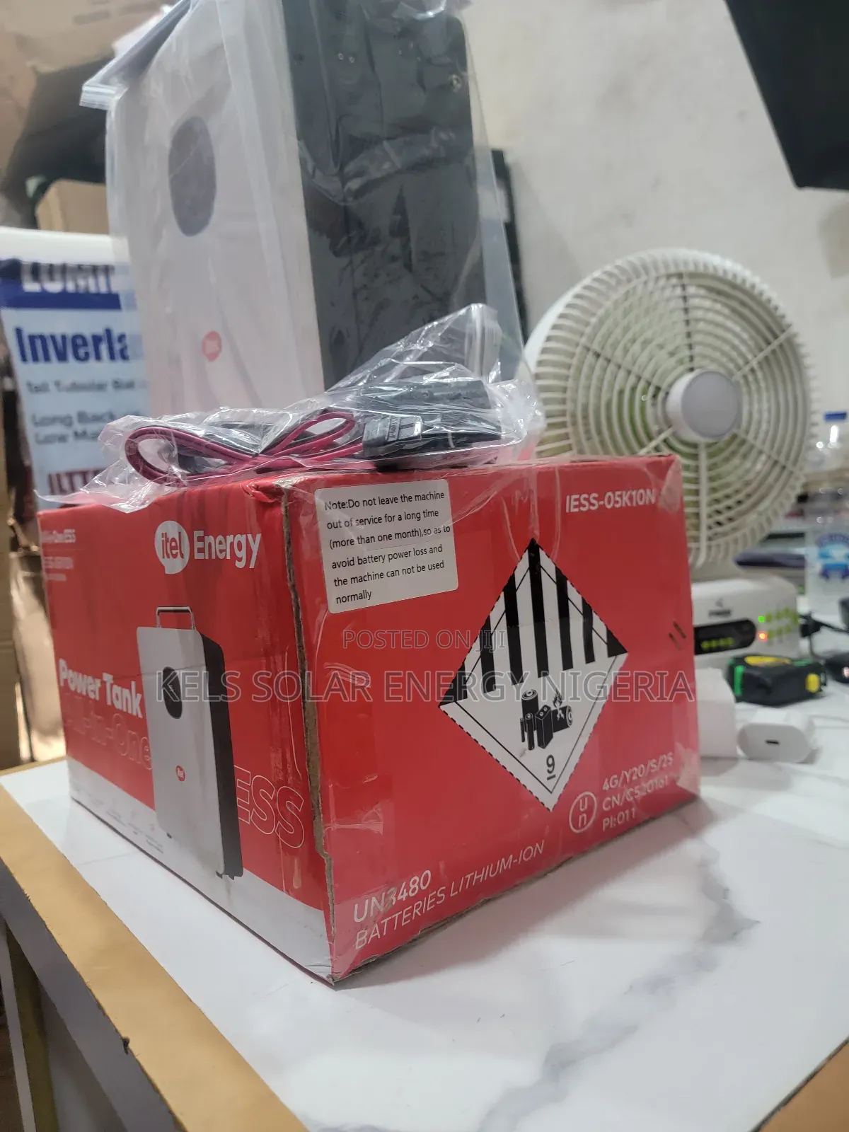 1kwh Itel Solar Generator With 450w Panel