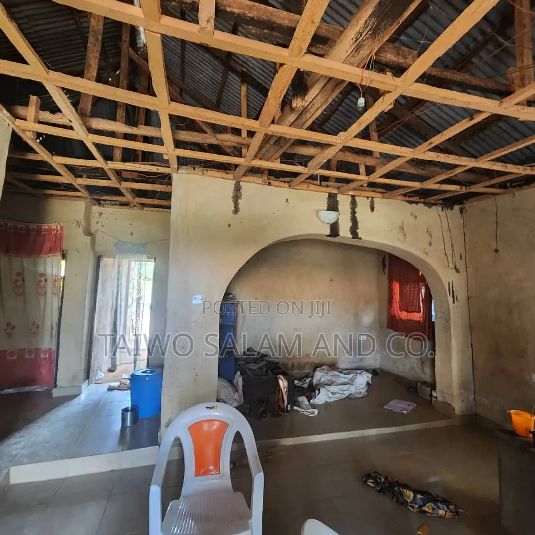 2bdrm Bungalow in Omi Adio for sale
