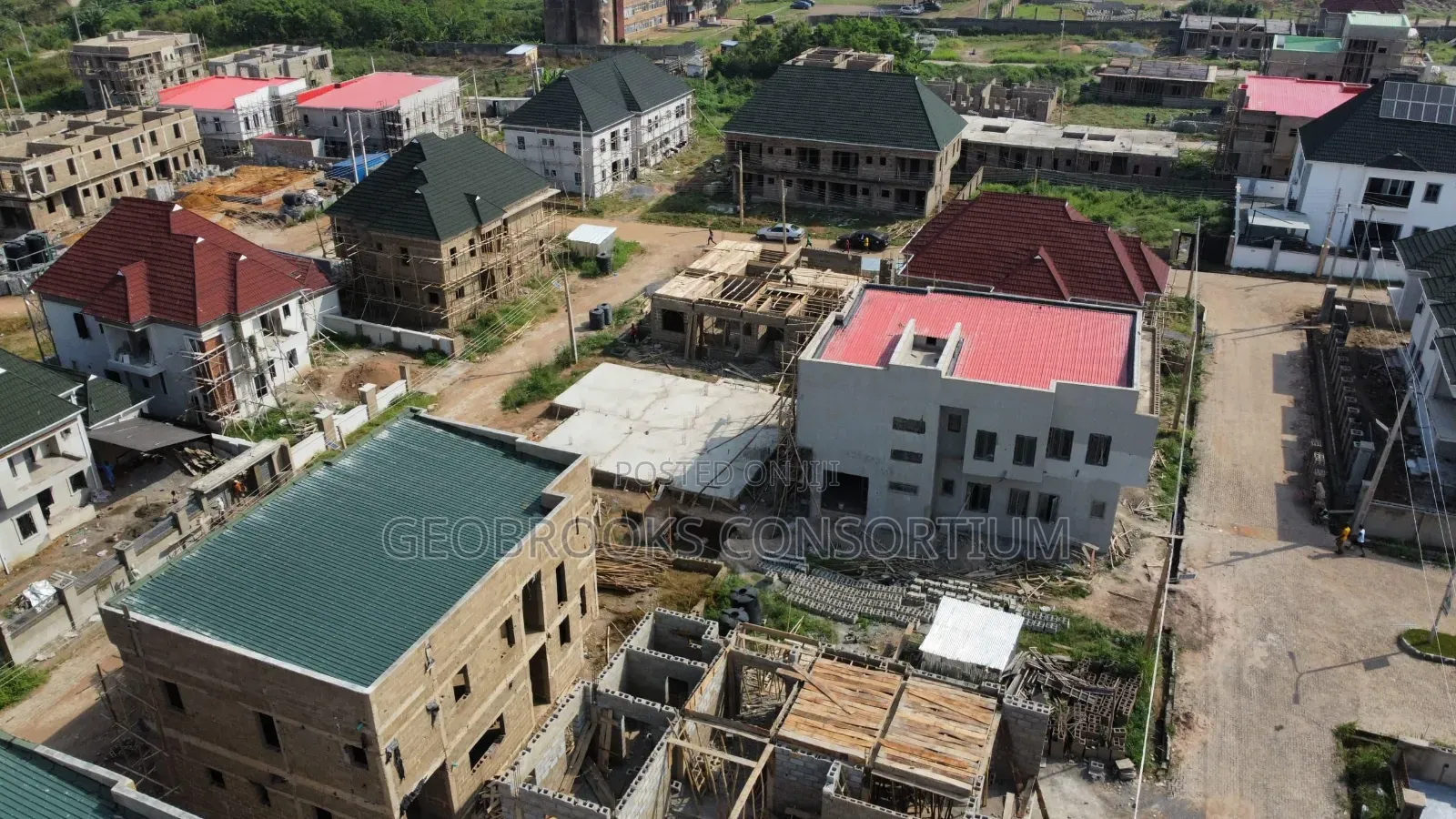 1000sqm Completely Dry Land for Sale at Rayfield Gardens City Estate.