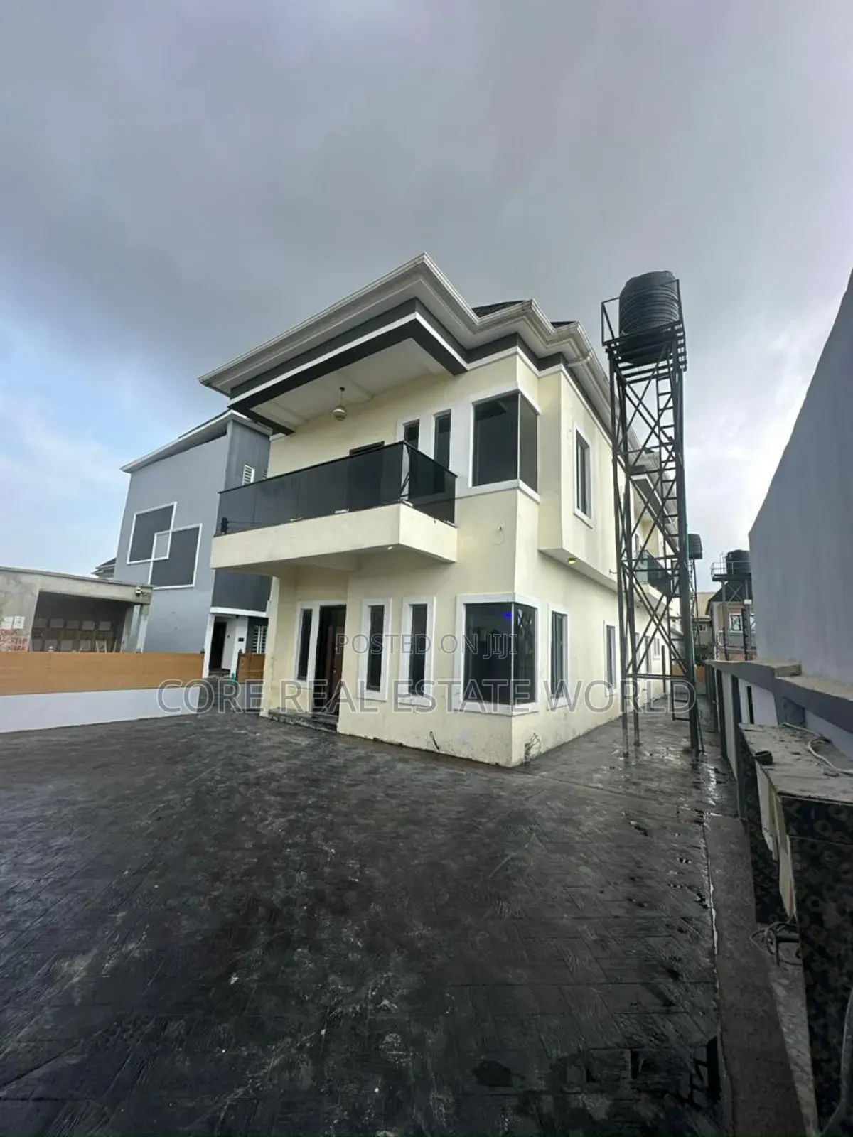 4bdrm Duplex in Ogufayo, Awoyaya for sale