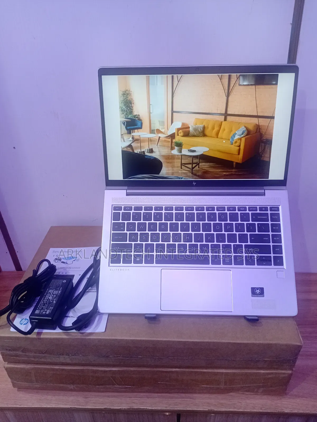 New Laptop HP ProBook 6460B 16GB AMD Ryzen 5 SSD 256GB