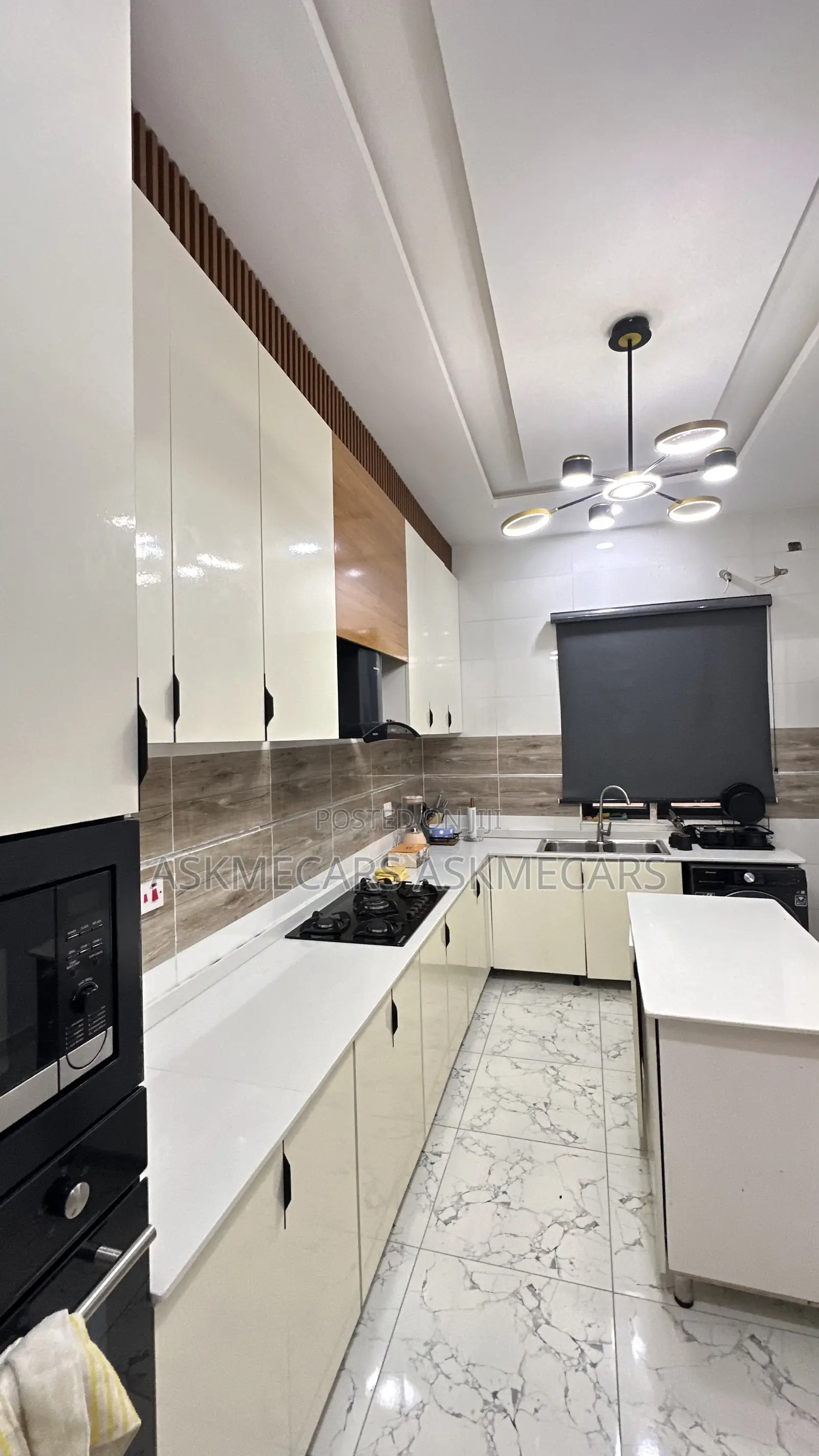 Furnished 4bdrm Duplex in Vgc, Chevron for rent