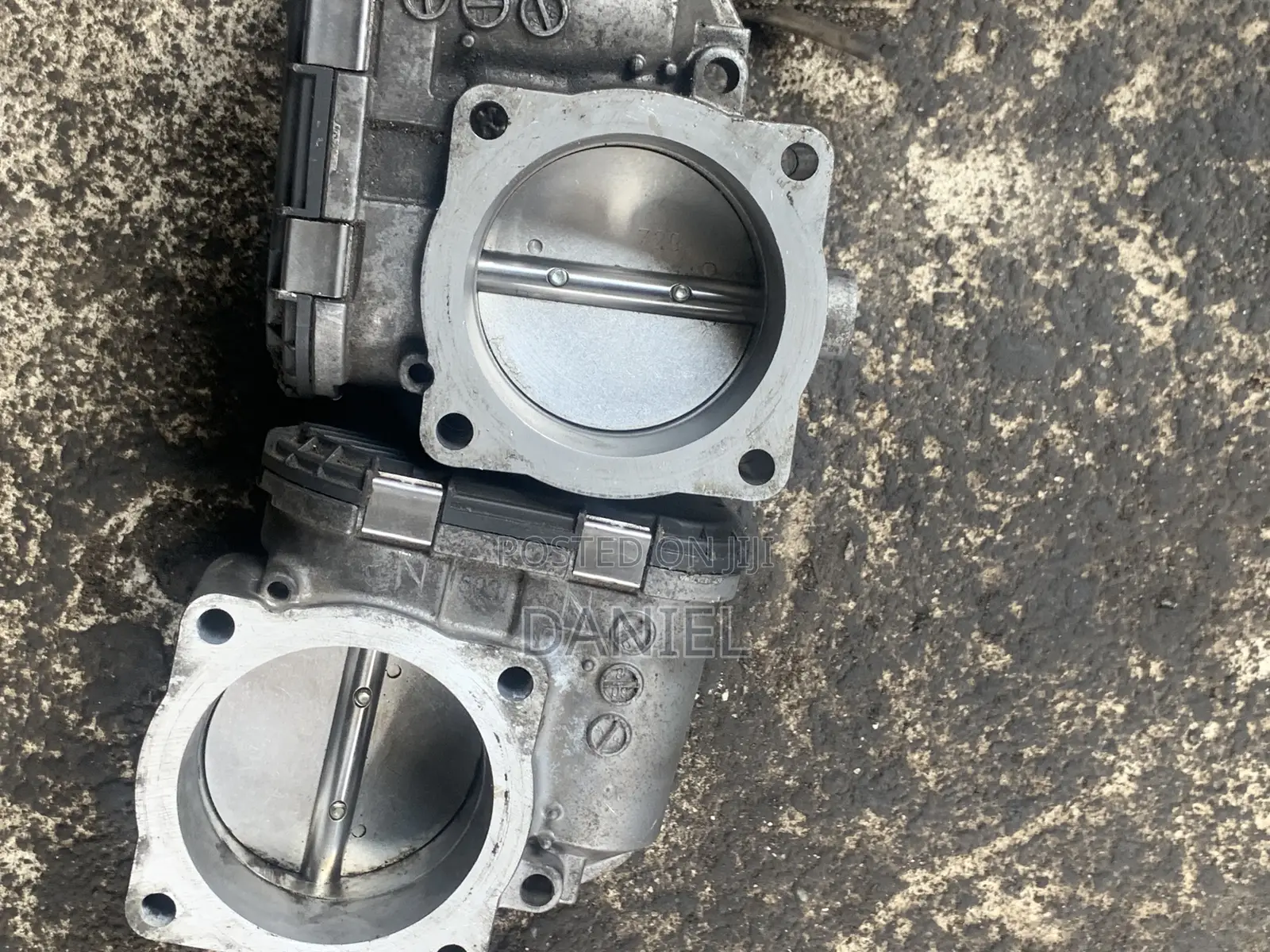 Bentley W12 Throttle Mouth