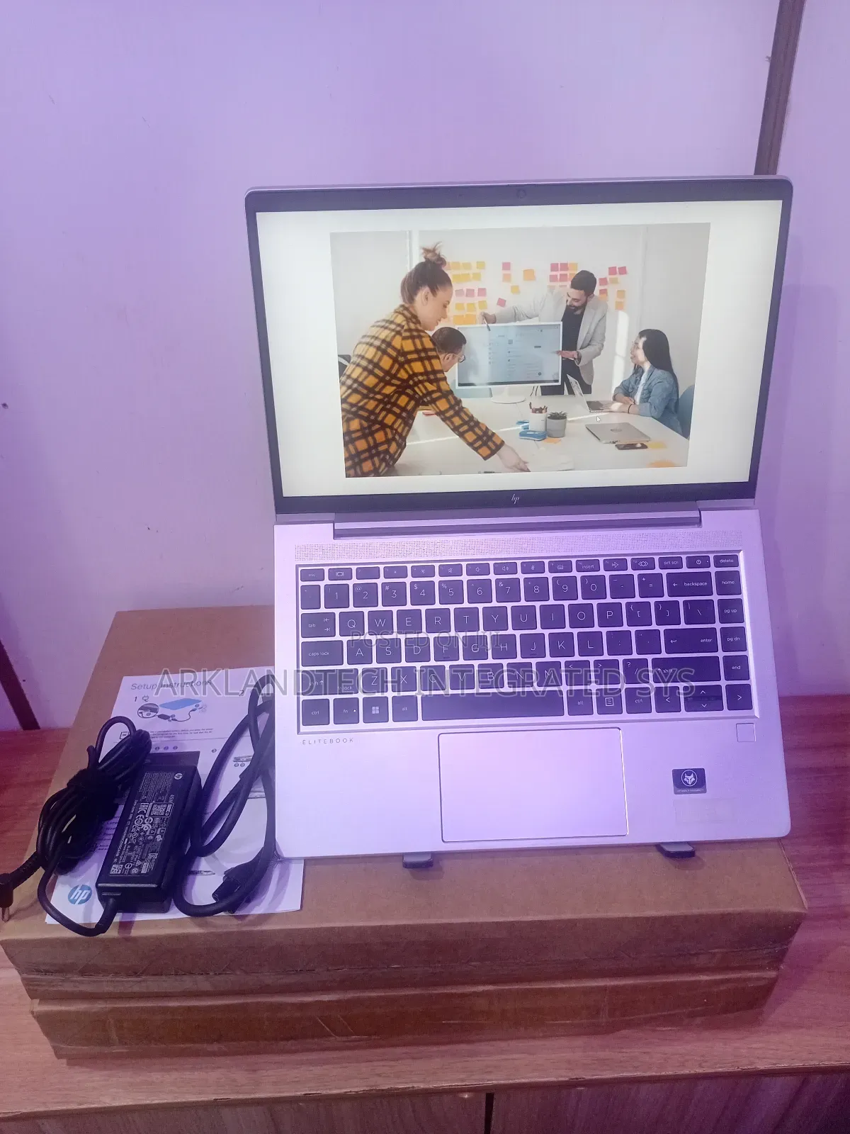 New Laptop HP ProBook Pro 6470B 16GB AMD Ryzen 5 SSD 512GB