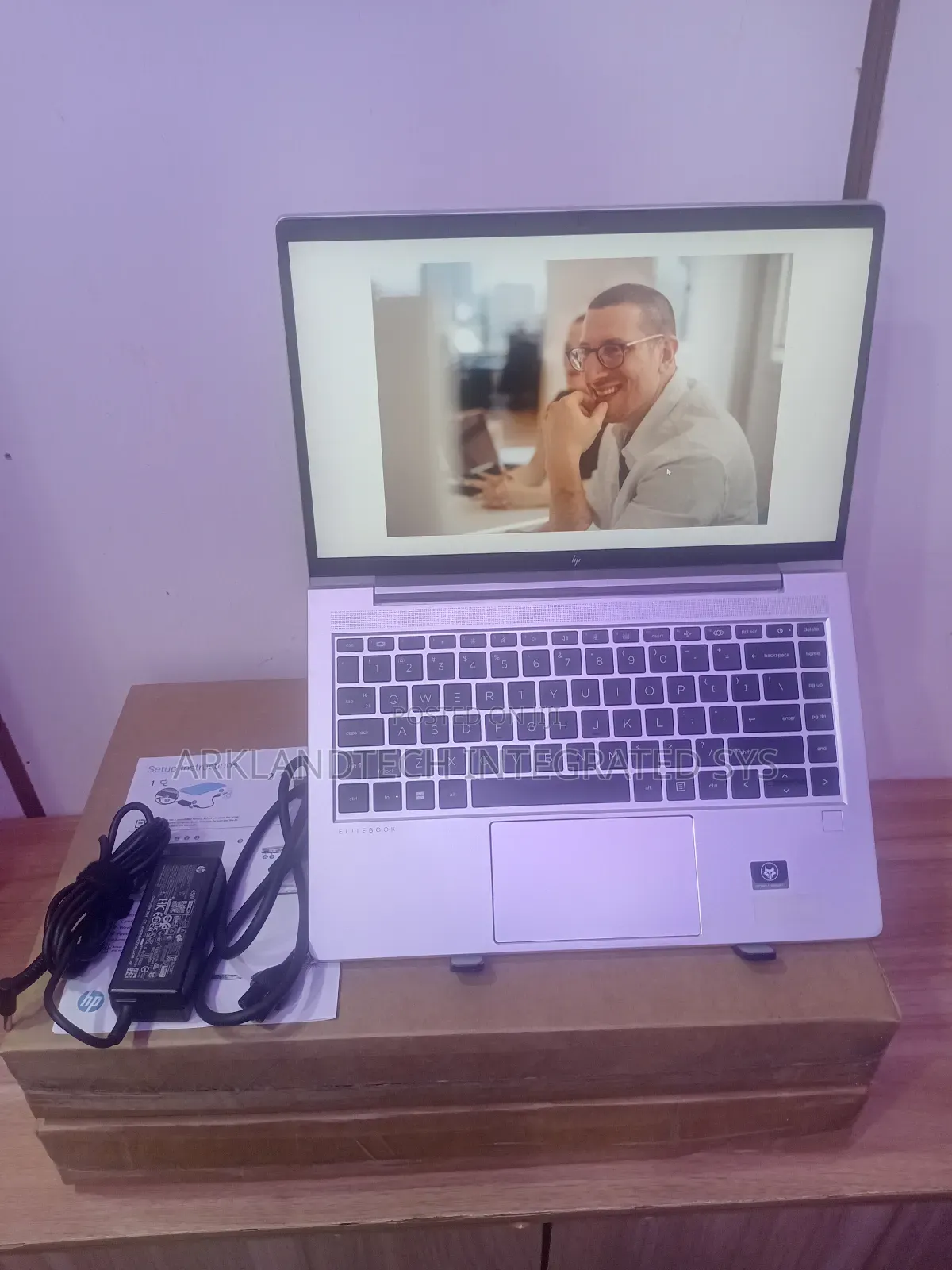 New Laptop HP ProBook Pro 6470B 16GB AMD Ryzen 5 SSD 512GB