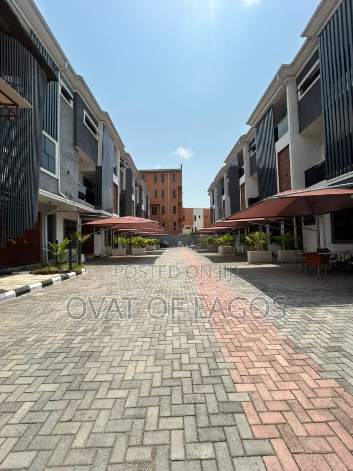 4bdrm Duplex in Ikate for sale