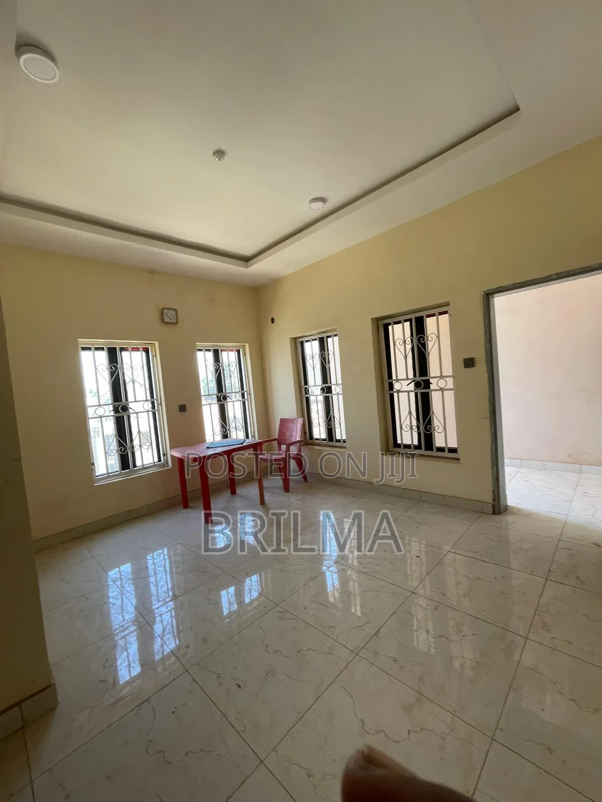 4bdrm Duplex in Life Camp for sale