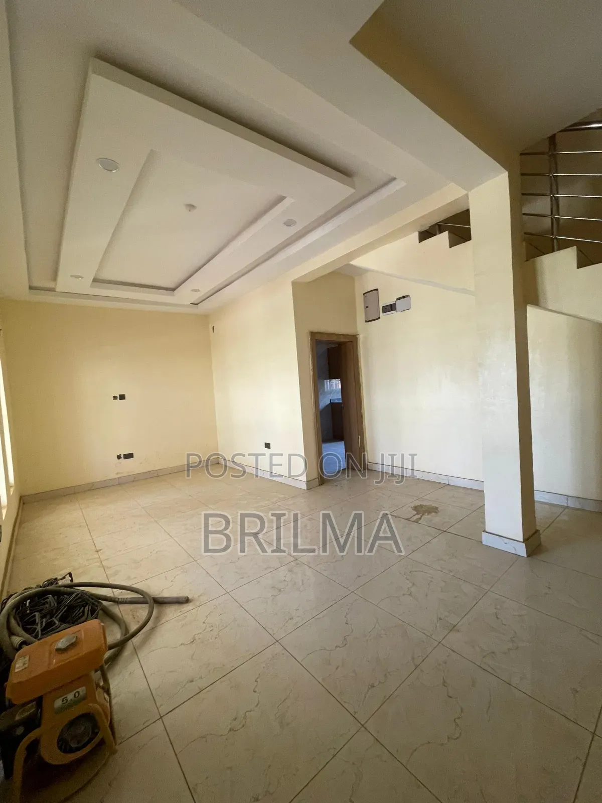 4bdrm Duplex in Life Camp for sale