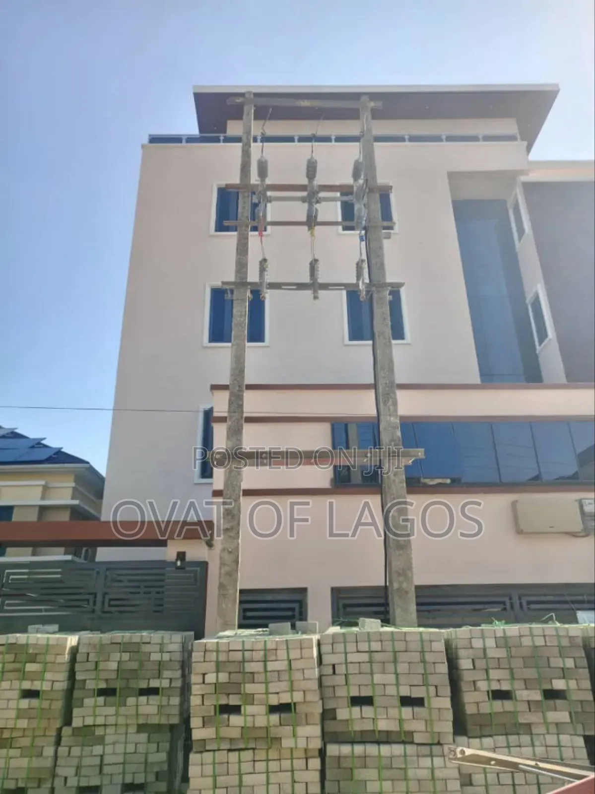 3bdrm Apartment in Ikate for rent
