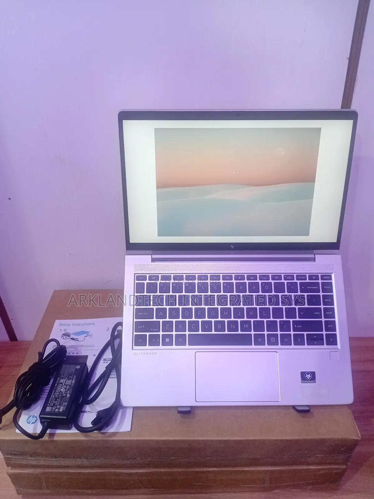 New Laptop HP 240 G5 16GB AMD Ryzen 5 SSD 256GB