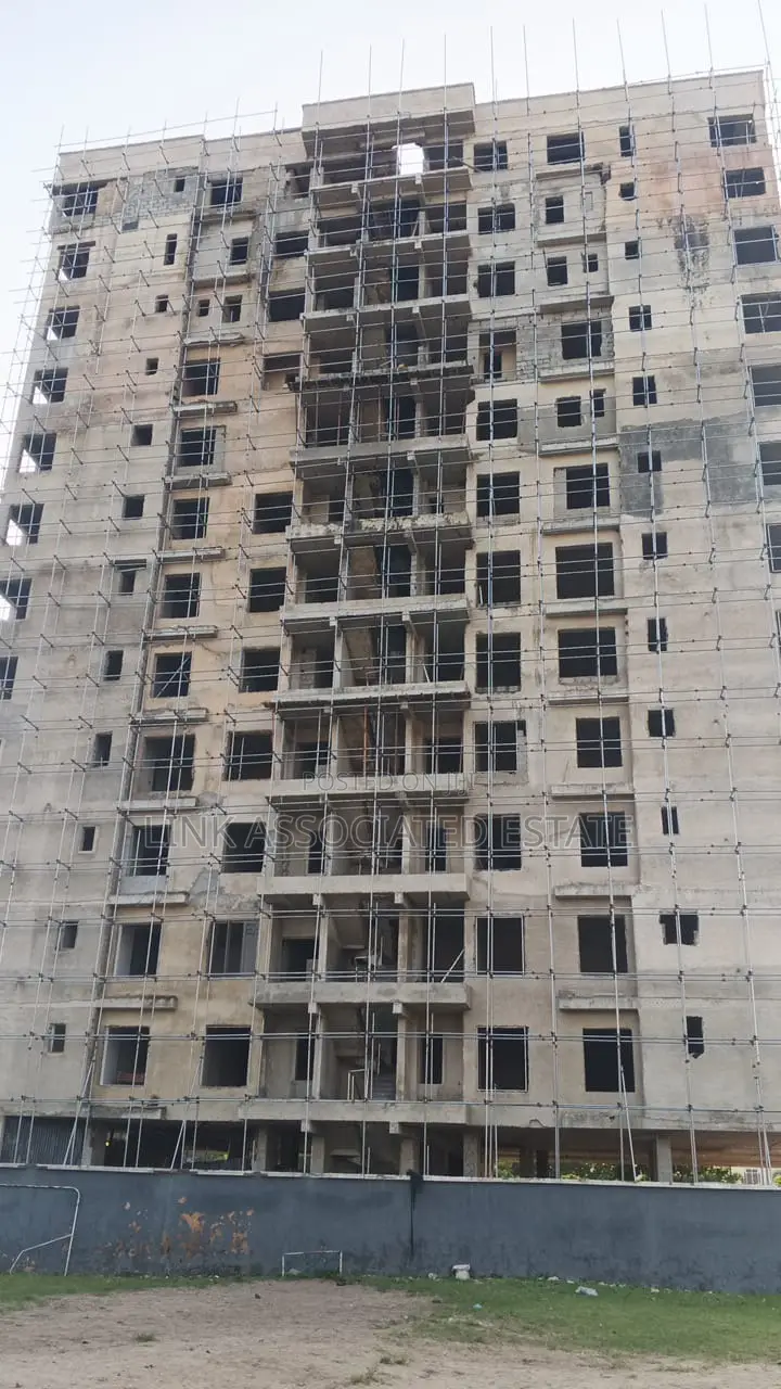2bdrm Block of Flats in Osborne Forwshore for sale