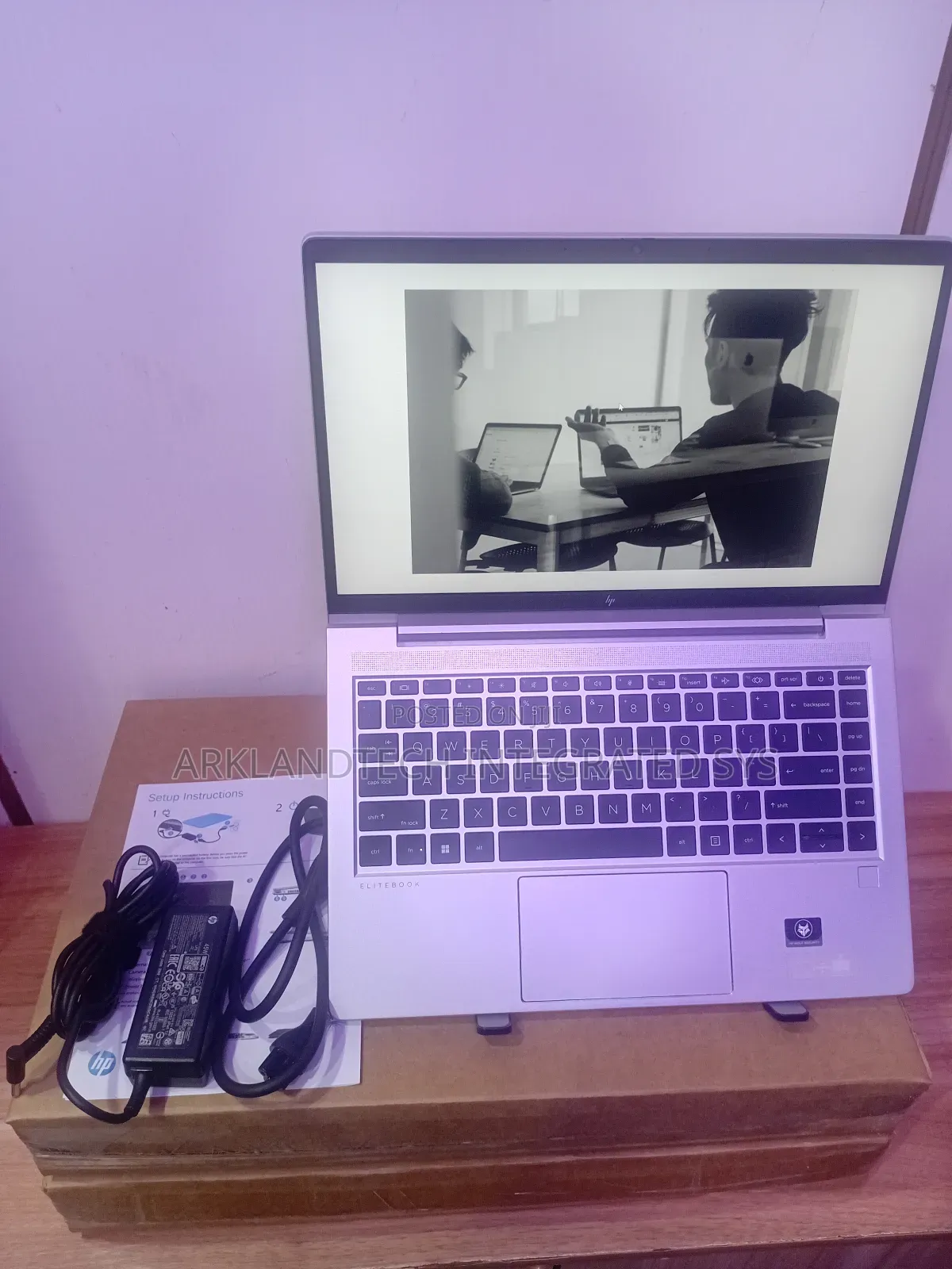 New Laptop HP 240 G5 16GB AMD Ryzen 5 SSD 512GB