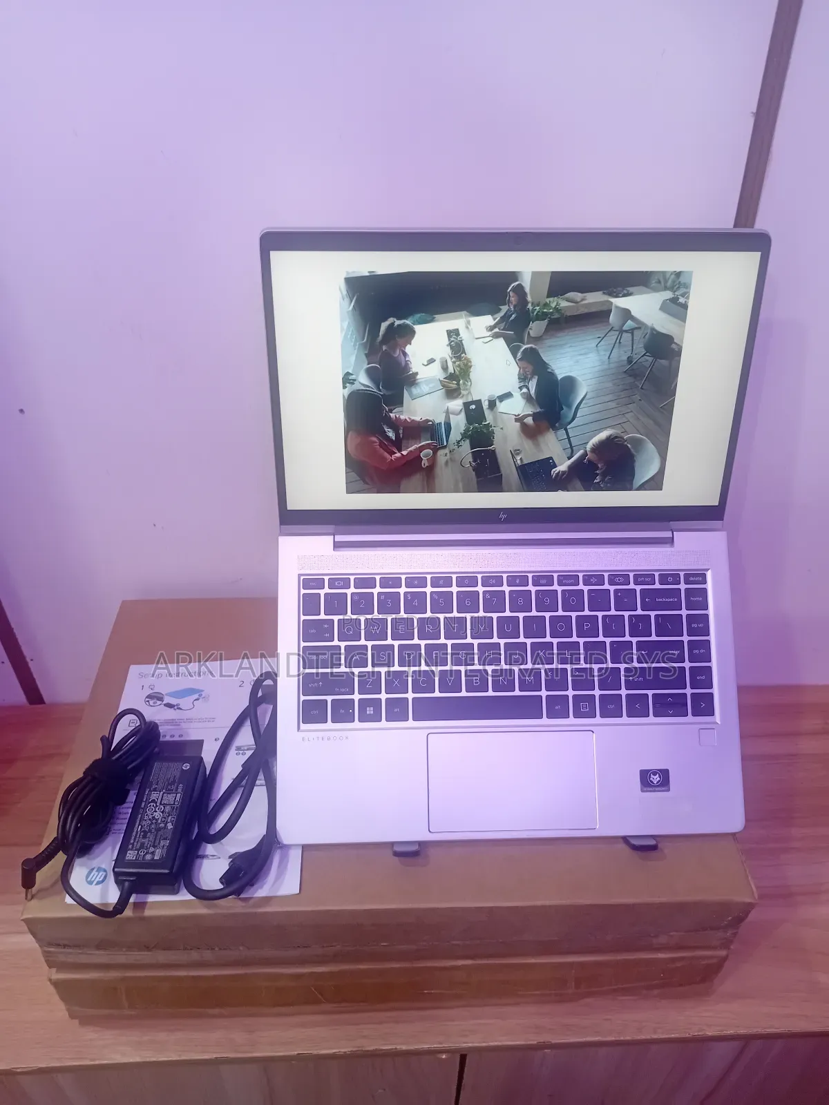 New Laptop HP 240 G6 16GB AMD Ryzen 5 SSD 512GB