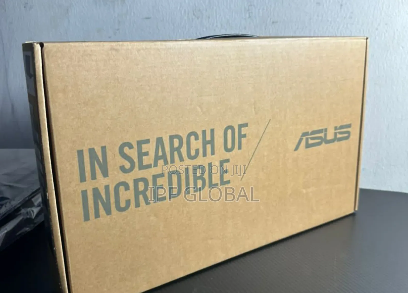 New Laptop Asus 12GB Intel Core i7 SSD 512GB
