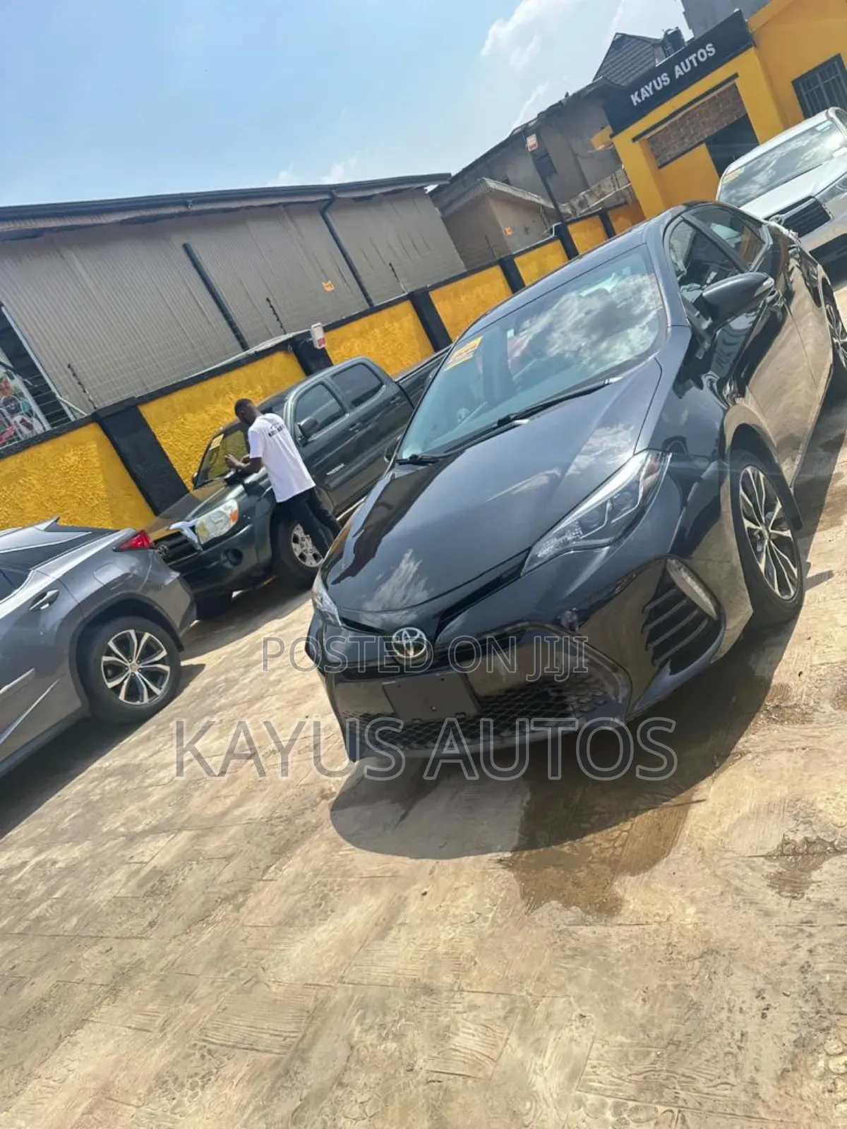 Toyota Corolla SE (1.8L 4cyl 2A) 2018 Black
