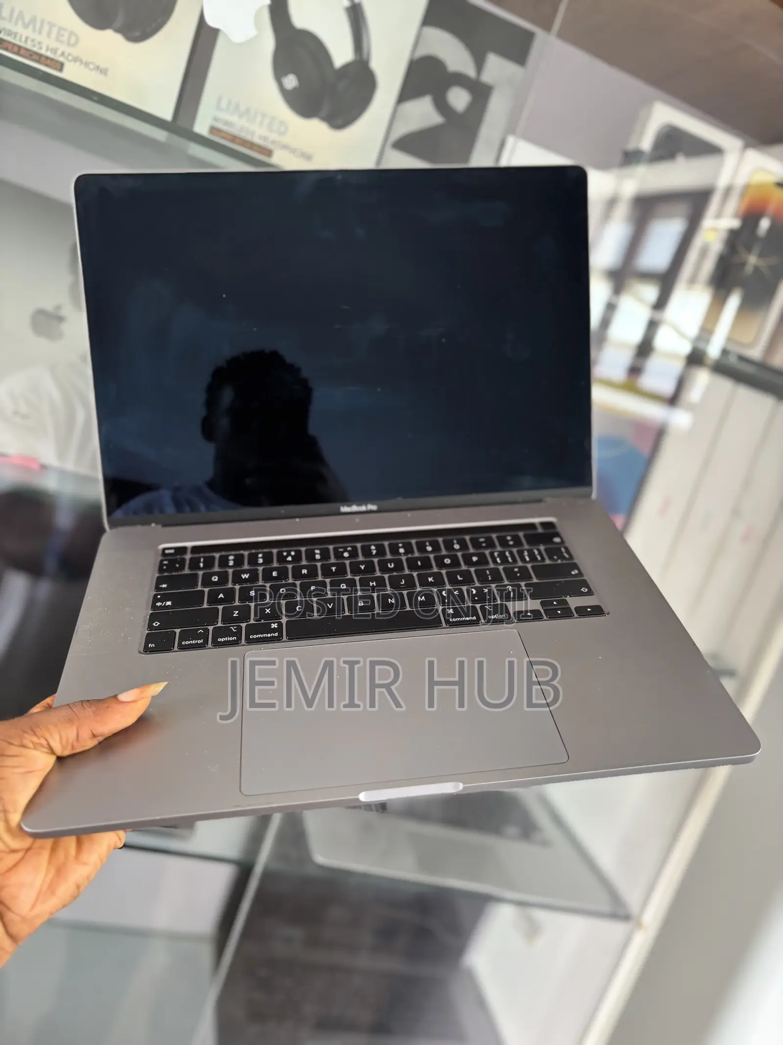 Laptop Apple MacBook Pro 2019 64GB Intel Core i9 SSD 512GB